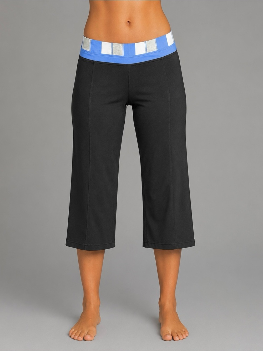 Womens 90 Degree by Reflex L Black Blue Cropped Work Out, Gym or Yoga Pants